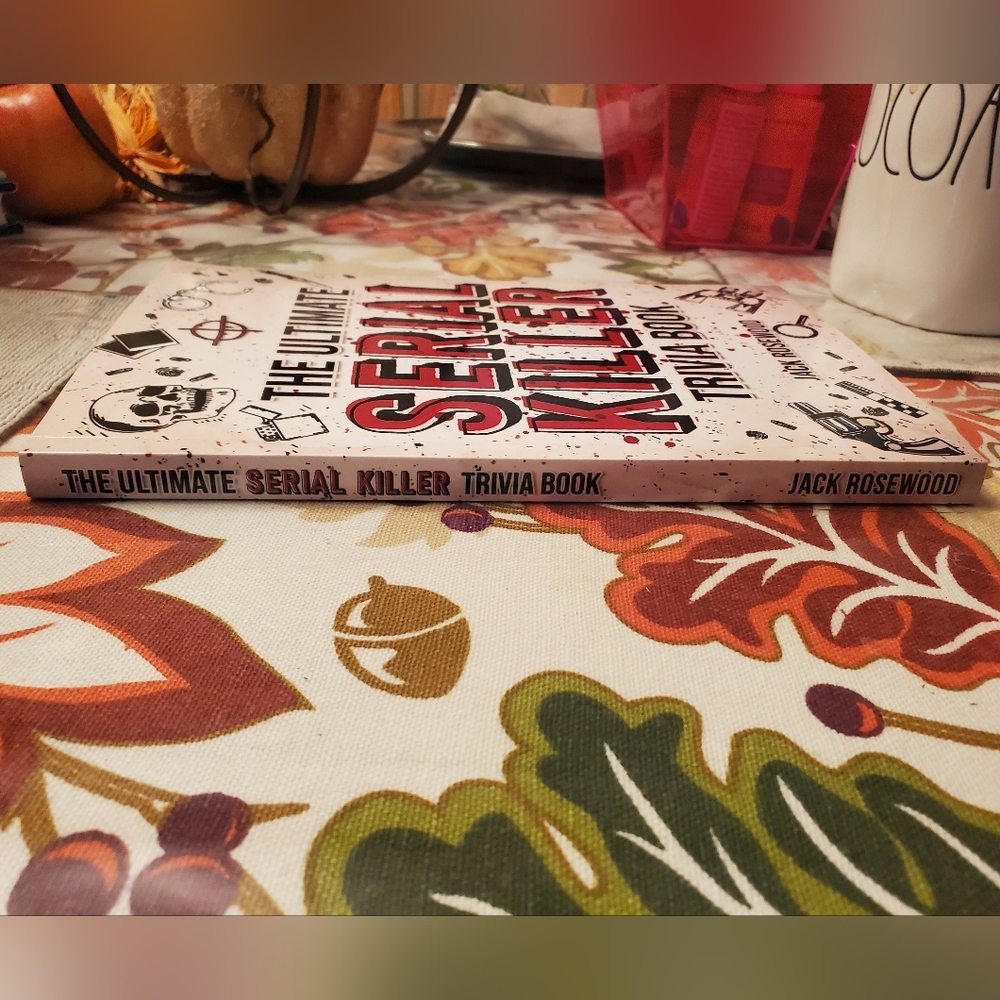 The Ultimate Serial Killer Trivia Book 2022 - Picture 3 of 4